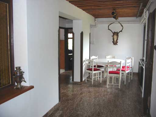Szentendre - Felfüggesztve - Családiház