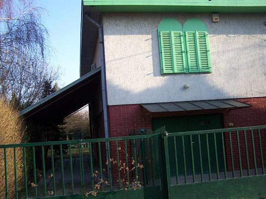 Dunabogdány - Eladott/Kiadott - Családiház
