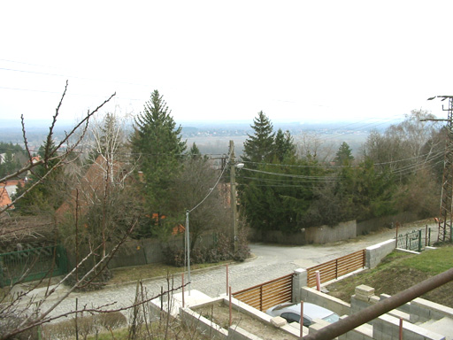 Le�nyfalu - T�r�lt - Csal�dih�z