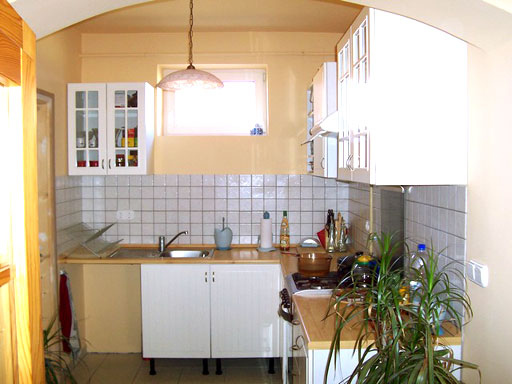 Budakalász - Felfüggesztve - Családiház