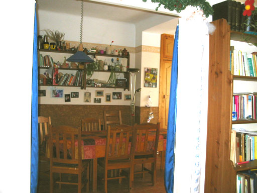 Szentendre - Felfüggesztve - Családiház