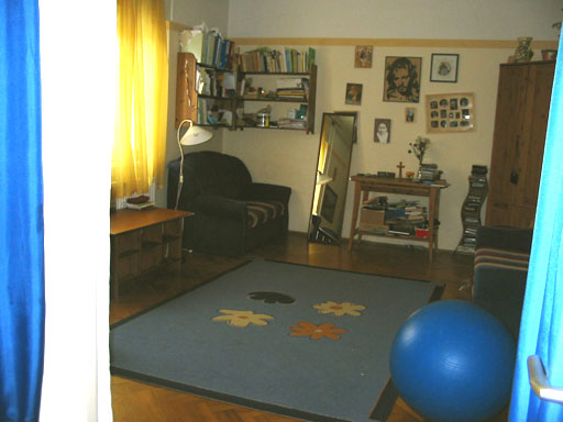 Szentendre - Felfüggesztve - Családiház