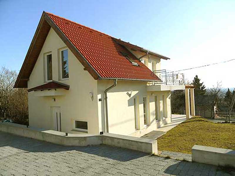 Szentendre - Eladott/Kiadott - Családiház