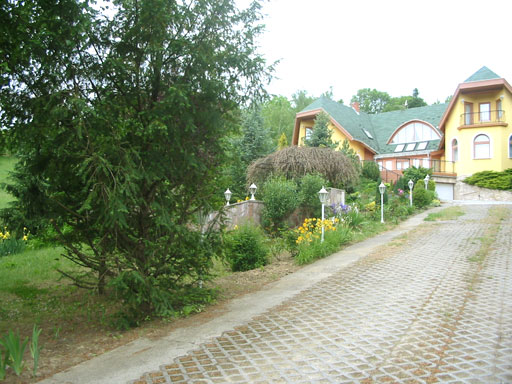 Csobánka - Eladott/Kiadott - Családiház