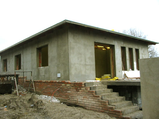 Pomáz - Eladott/Kiadott - Családiház