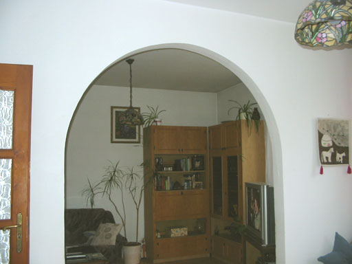 Pomáz - Eladott/Kiadott - Családiház