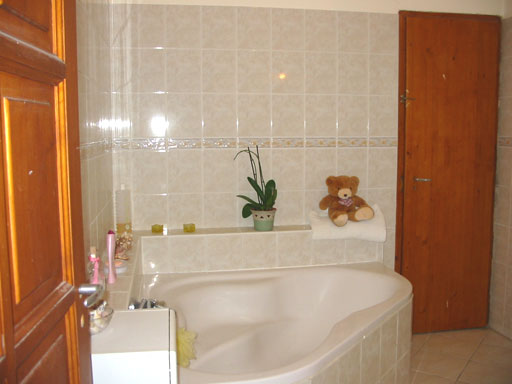 Pomáz - Eladott/Kiadott - Családiház
