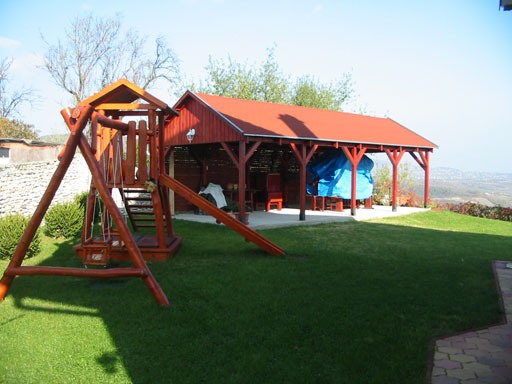 Pomáz - Törölt - Családiház