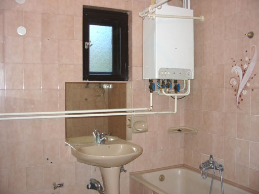 Szentendre - Felfüggesztve - Családiház