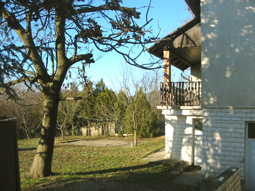 Szentendre - Elad� - Csal�dih�z