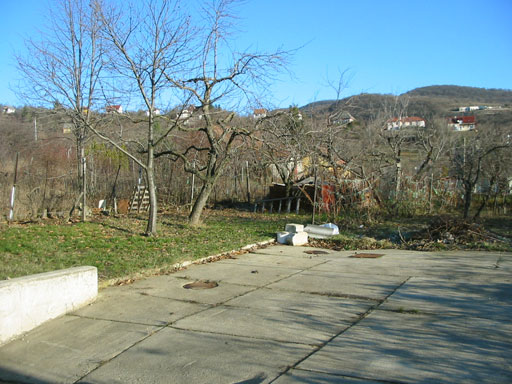 Szentendre - Felfüggesztve - Családiház