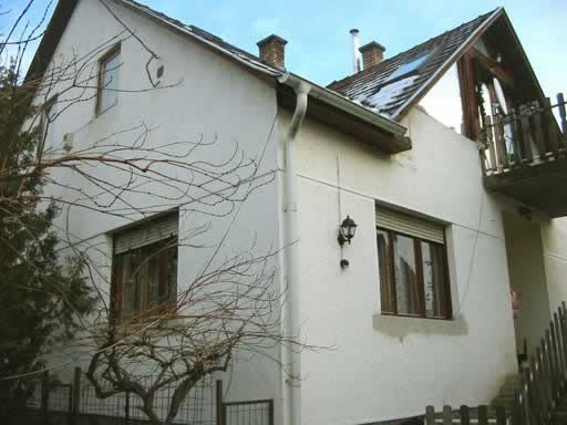 Pomáz - Törölt - Családiház