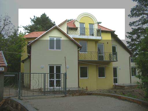 Szentendre - T�rsash�zi lak�s