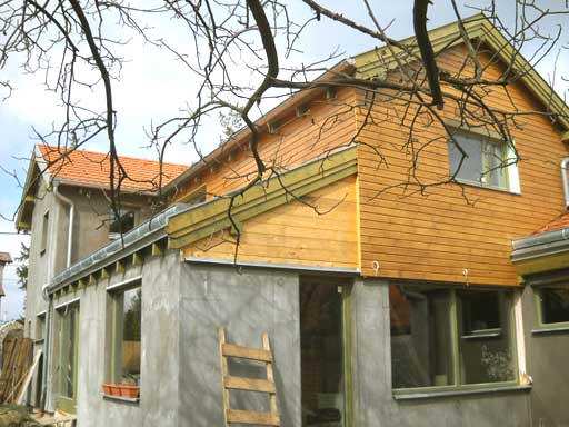 Szentendre - Felfüggesztve - Családiház