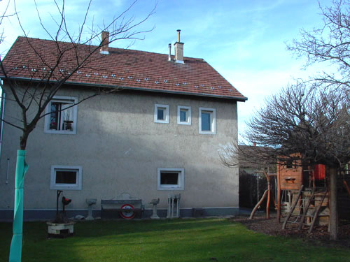 Szentendre - Felfüggesztve - Családiház