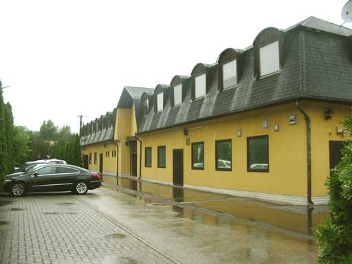 Budakal�sz - Elad� - Ipari ingatlan