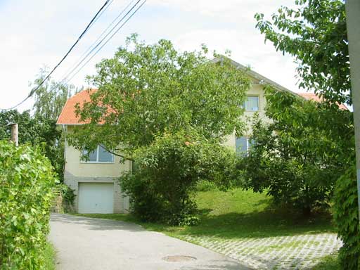 Szentendre - Kiad� - Ikerh�z