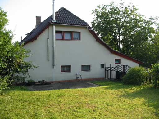Szentendre - Felfüggesztve - Családiház