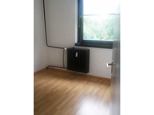 Budapest - Eladott/Kiadott - Lakótelepi lakás