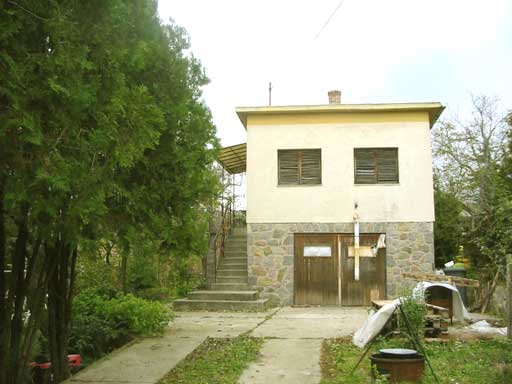 Szentendre - Elad� - Csal�dih�z