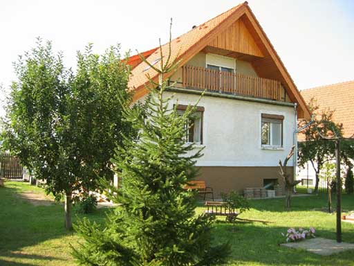 Szentendre - Eladott/Kiadott - Családiház