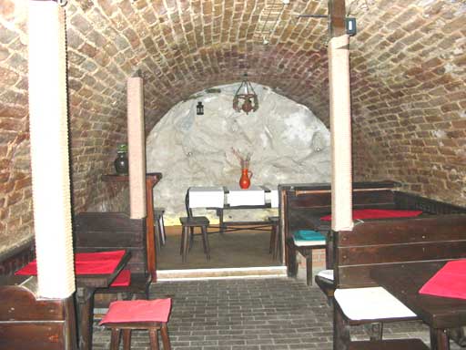 Szentendre - Felf�ggesztve - �tterem