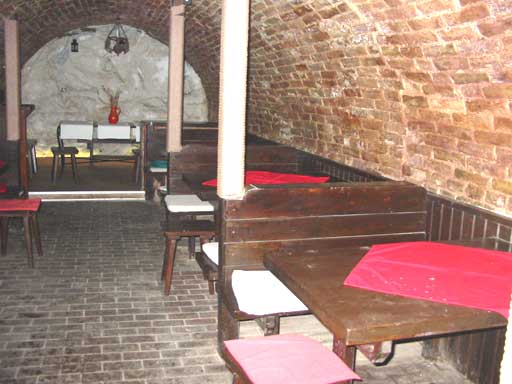 Szentendre - Felf�ggesztve - �tterem