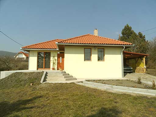 Szentendre - Csal�dih�z