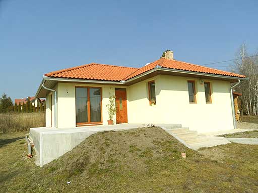 Szentendre - Felfüggesztve - Családiház