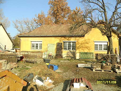 Szentendre - Elad� - Csal�dih�z
