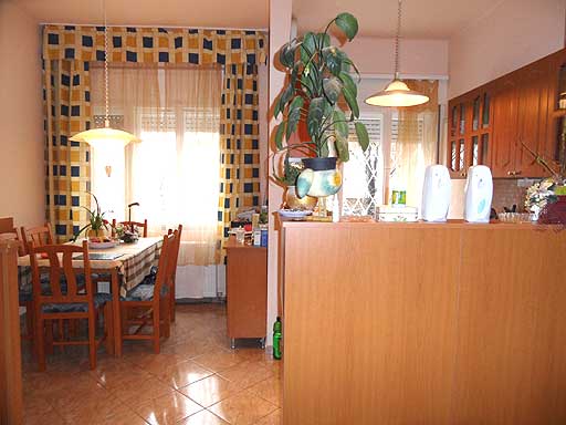 Budakal�sz - T�rsash�zi lak�s