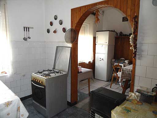 Szentendre - Eladott/Kiadott - Családiház