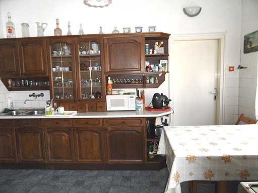 Szentendre - Eladott/Kiadott - Családiház