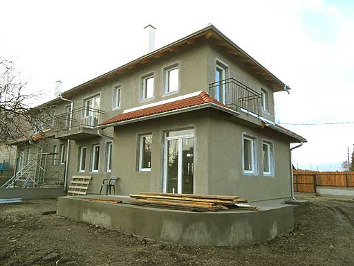Szentendre - Elad� - Ikerh�z