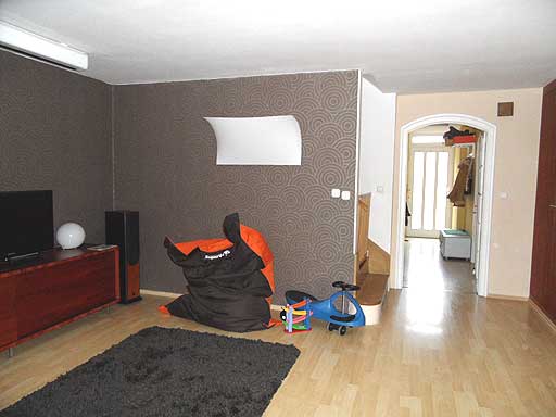 Szentendre - Felfüggesztve - Sorház