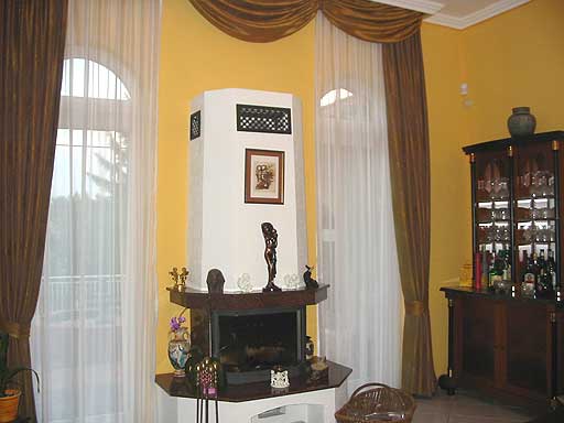 Szentendre - Felfüggesztve - Családiház