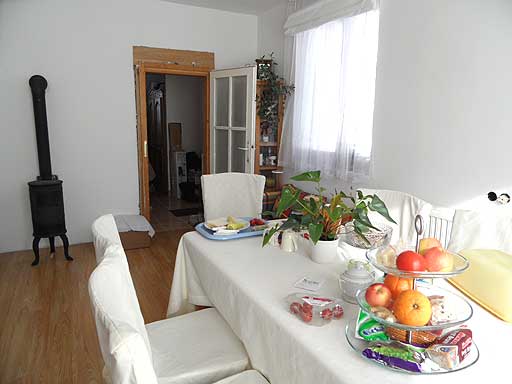 Szentendre - Felfüggesztve - Családiház