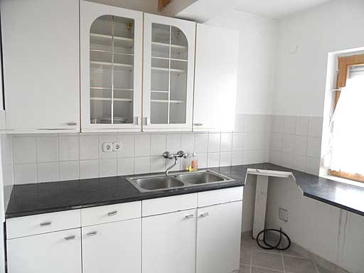 Szentendre - Felfüggesztve - Családiház