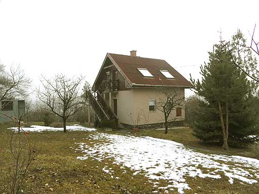Szentendre - Felfüggesztve - Családiház