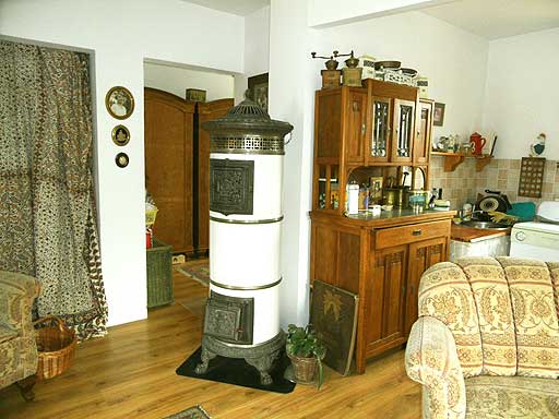 Szentendre - Felfüggesztve - Családiház