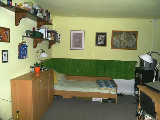 Szentendre - Felfüggesztve - Családiház