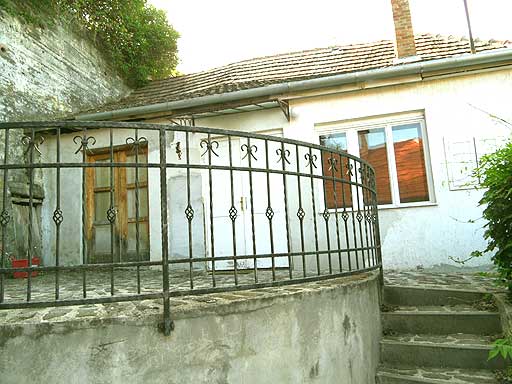 Szentendre - Eladott/Kiadott - Családiház