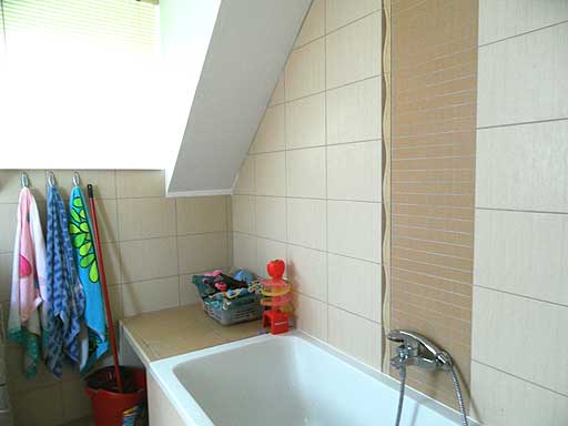 Szentendre - Felfüggesztve - Családiház