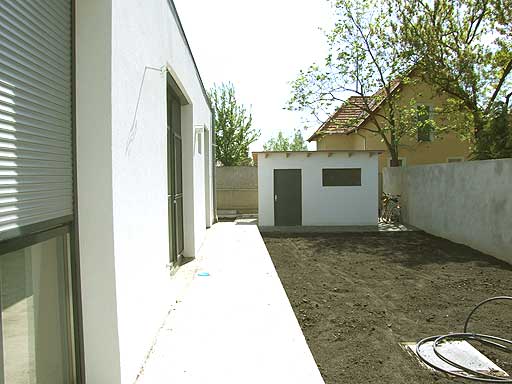 Szentendre - Felfüggesztve - Családiház