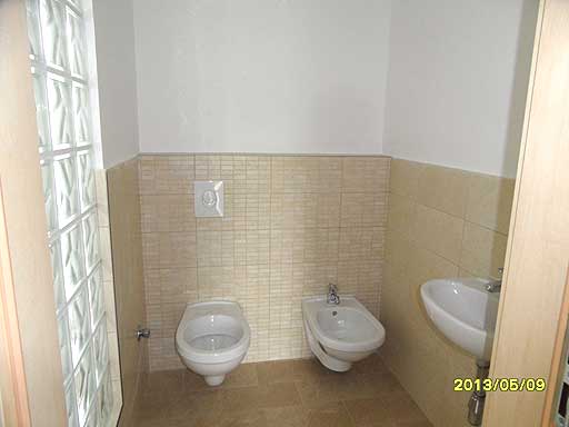 Szentendre - Eladott/Kiadott - T�rsash�zi lak�s