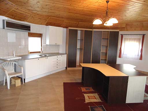 Szentendre - Felfüggesztve - Családiház