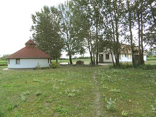 Szentendre - Elad� - Csal�dih�z