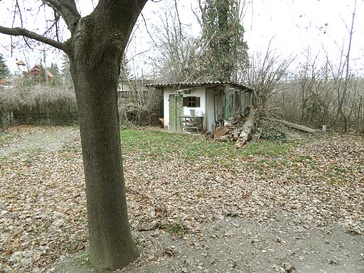 Budakalász - Felfüggesztve - Családiház