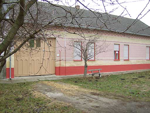 Battonya - Eladott/Kiadott - Családiház