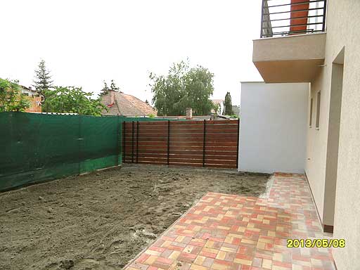 Szentendre - Eladott/Kiadott - Ikerház